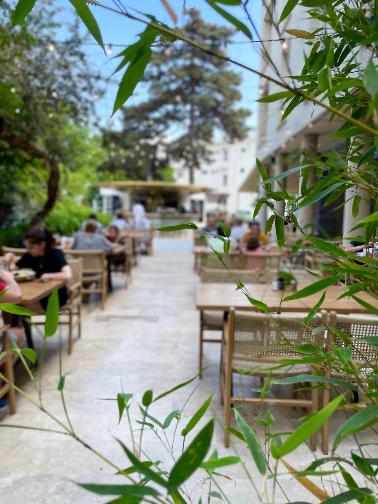 Hotel Carmen Eforie Bagian luar foto